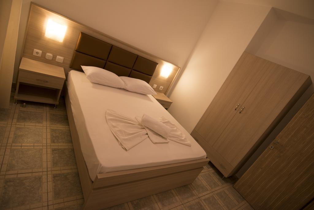 Porto Psakoudia Apartment Room photo